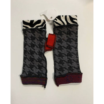 New and Upcycled Recycled sweater texting fingerless gloves with thumb guards - Robin Boutique-Boutique    &.  Reloved Fabrics