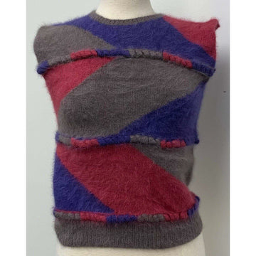 1980 pullover sweater vest designed  by Anny Blatt. Yarns are all 100% long hair French. Hand knit and never worn. SMALL - Robin Boutique-Boutique    &.  Reloved Fabrics